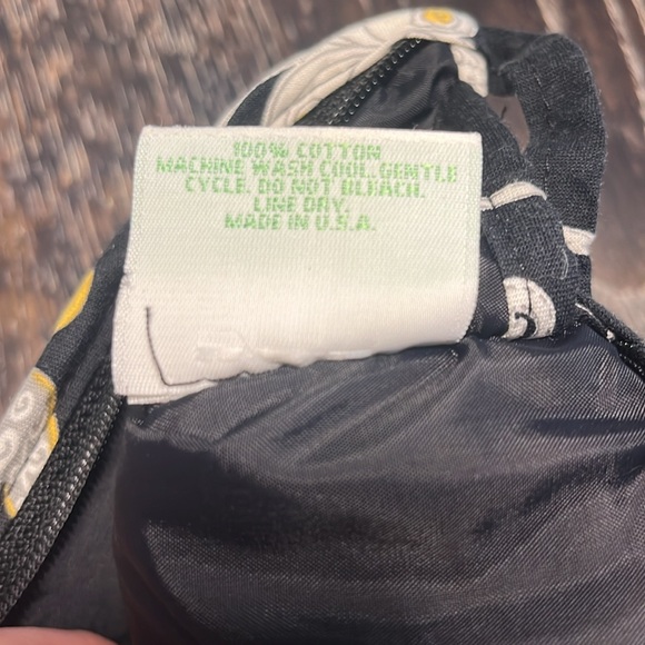 Vera Bradley Retired Yellow Bird Pattern Cosmetic Case - Picture 5 of 5